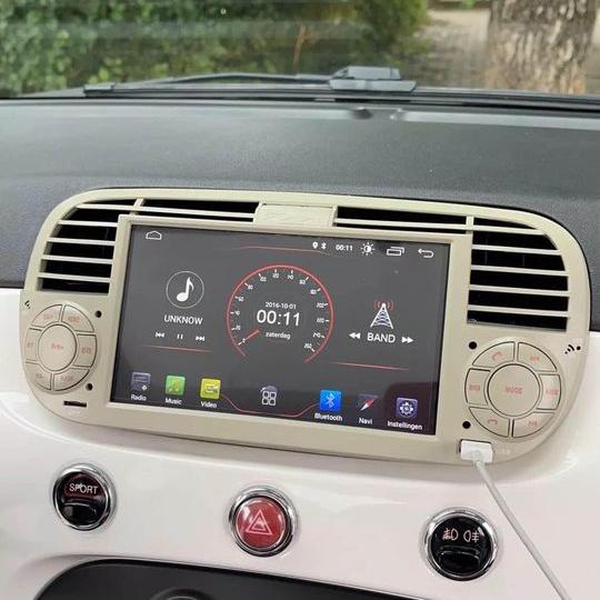 Multimedia systeem voor fiat 500 met android 11 in zwart of wit met Apple carplay